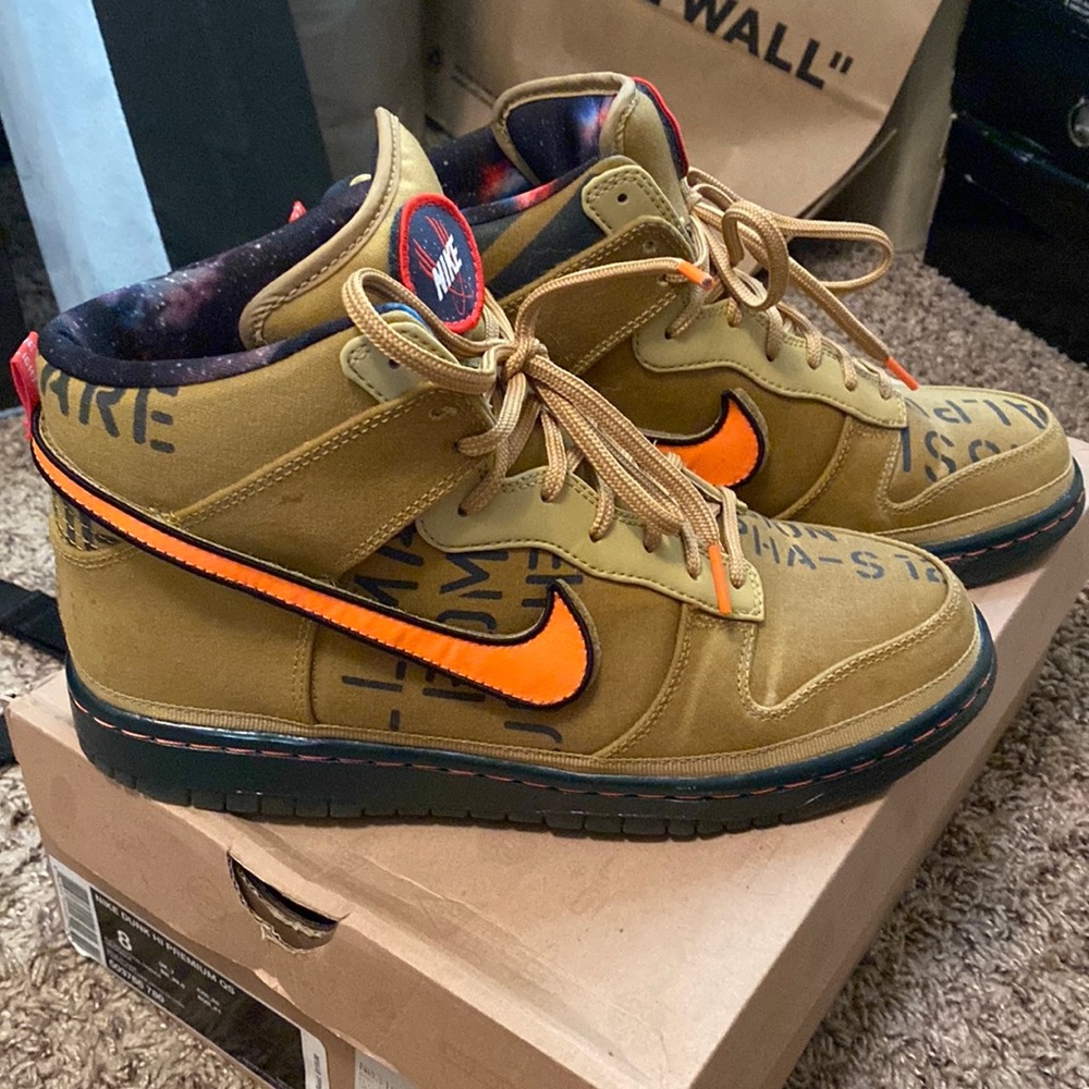 Nike Dunk Hi Premium QS Galaxy